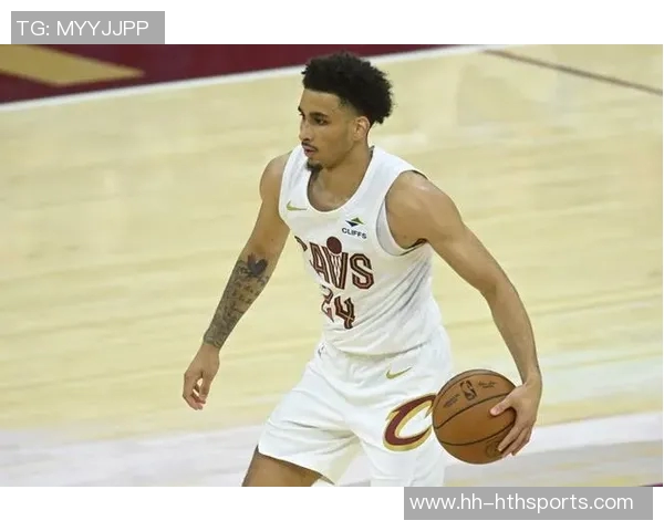 米切尔盛赞49号秀普罗克特成熟度与默契感逐渐提升 米切尔盛赞49号秀普罗克特成熟度与默契感逐渐提升