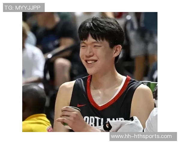 杨瀚森赛后与女友及团队聚餐洛杉矶韩料店共享夜宵时光 杨瀚森赛后与女友及团队聚餐洛杉矶韩料店共享夜宵时光